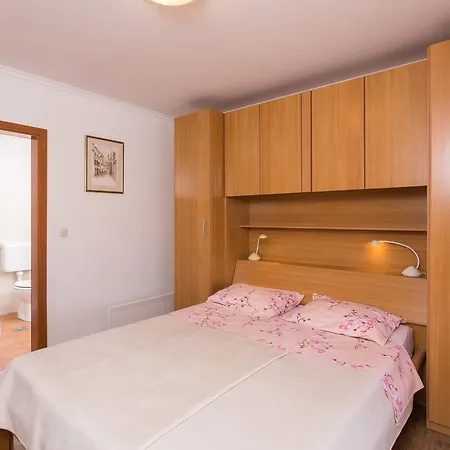 Tosic Apartamento *